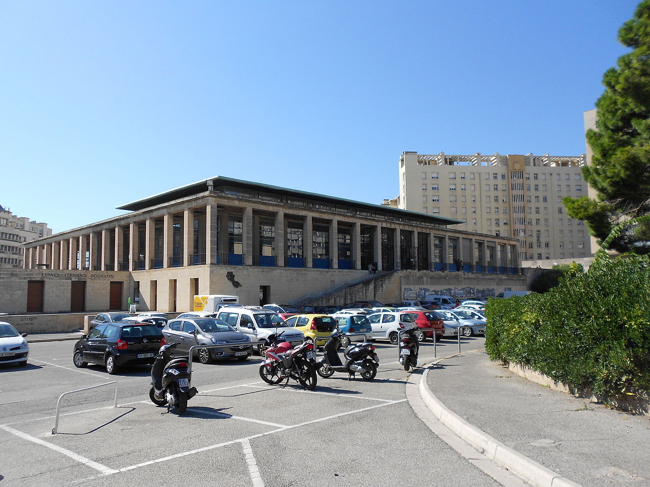 Bibliothèque universitaire, campus Marseille Saint Charles