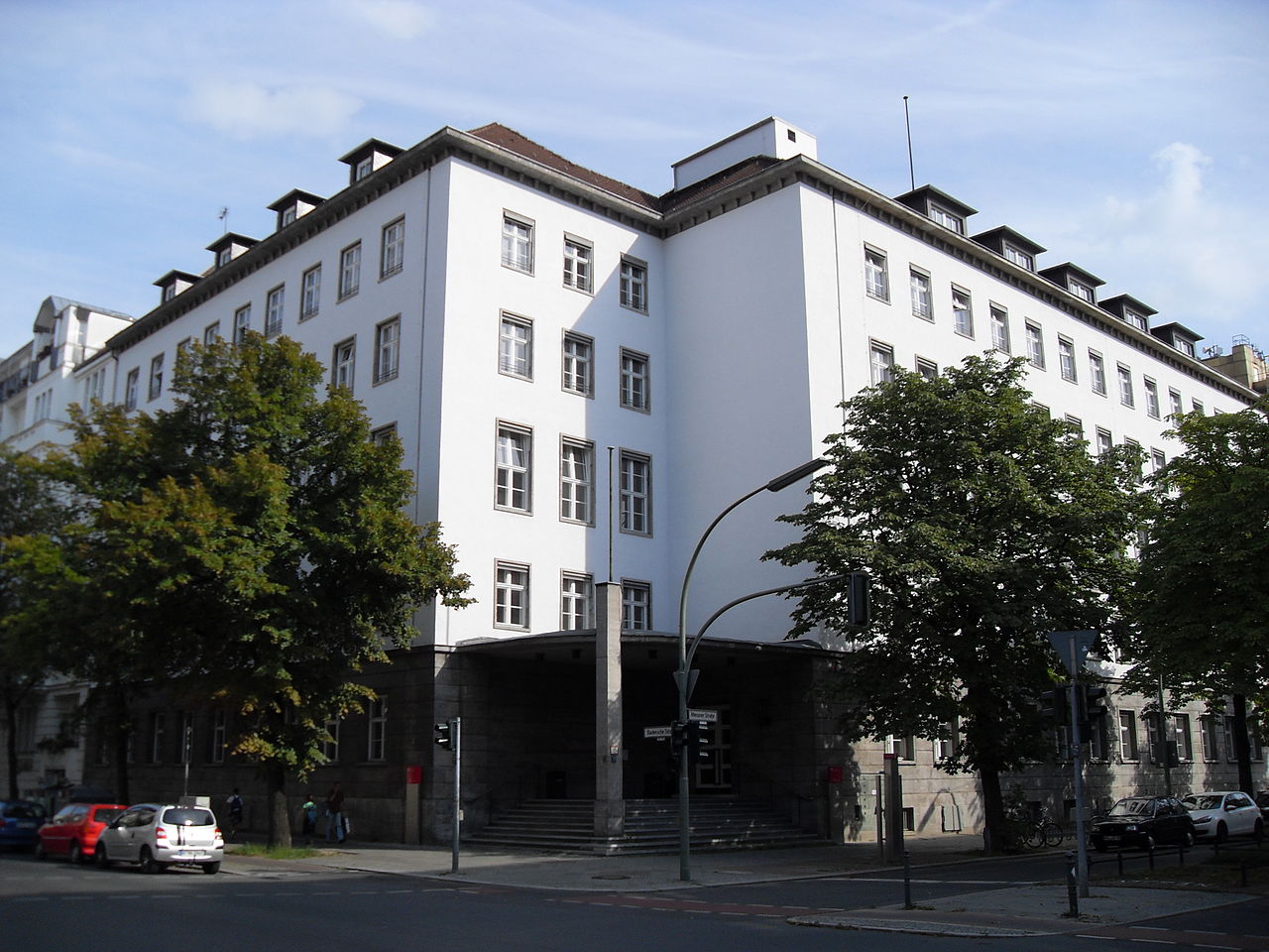 Hochschule für Wirtschaft und Recht Berlin - Campus Schöneberg Haus A